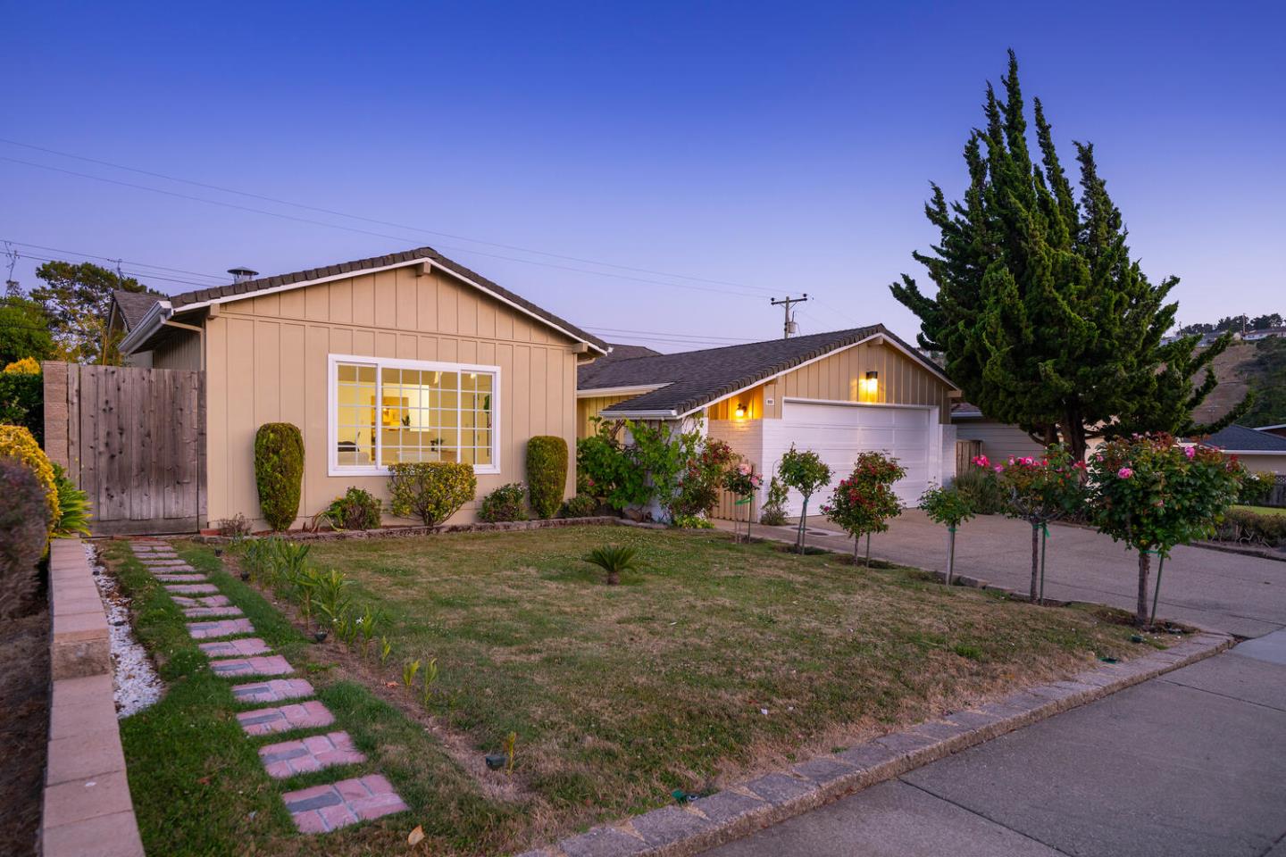 Detail Gallery Image 39 of 39 For 855 Mosswood Ln, Millbrae,  CA 94030 - 3 Beds | 2 Baths