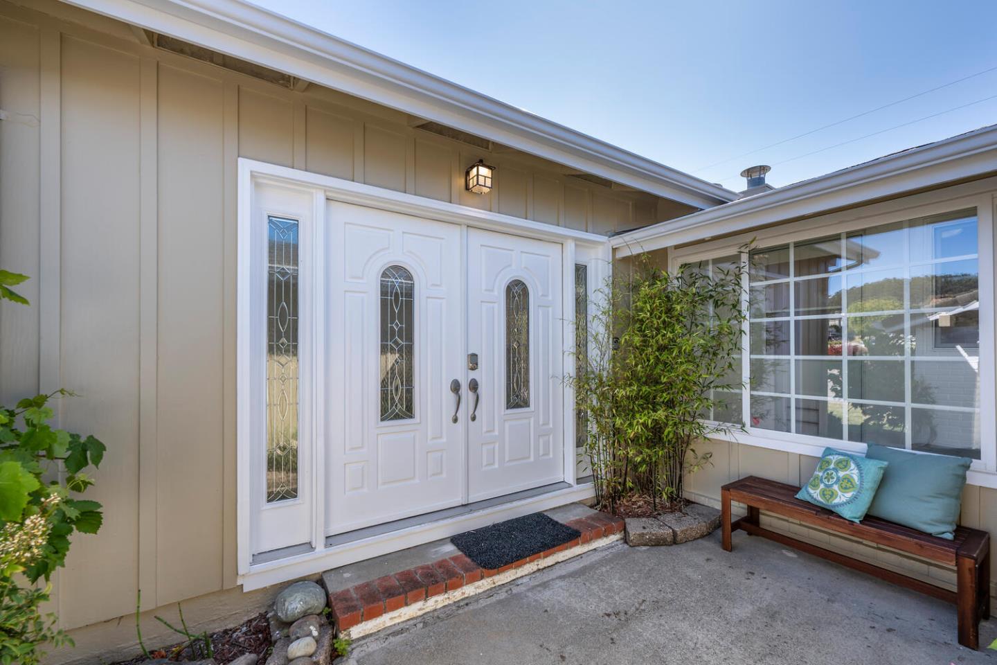 Detail Gallery Image 7 of 39 For 855 Mosswood Ln, Millbrae,  CA 94030 - 3 Beds | 2 Baths