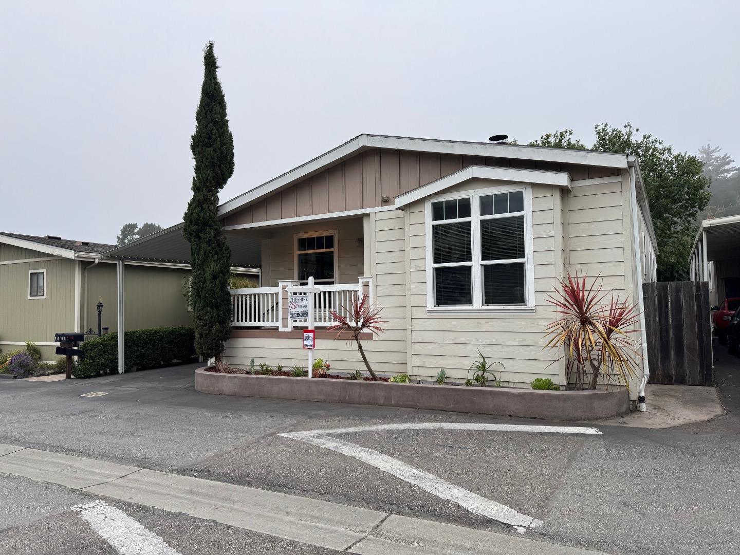 Detail Gallery Image 2 of 20 For 46 Nandina Dr #46,  Aptos,  CA 95003 - 3 Beds | 2 Baths