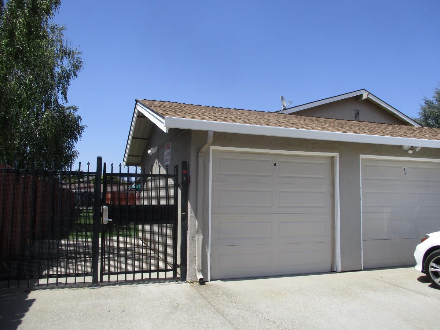 Detail Gallery Image 1 of 1 For 8158 Kelton Dr #B,  Gilroy,  CA 95020 - 1 Beds | 1 Baths