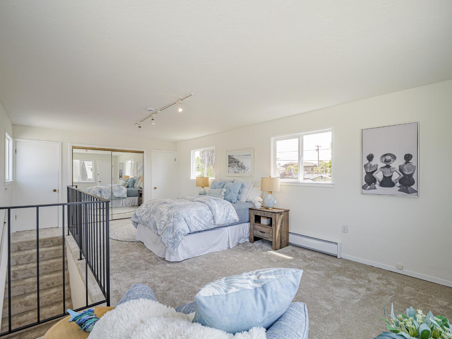 Detail Gallery Image 24 of 41 For 320 35th Ave, Santa Cruz,  CA 95062 - 3 Beds | 2 Baths