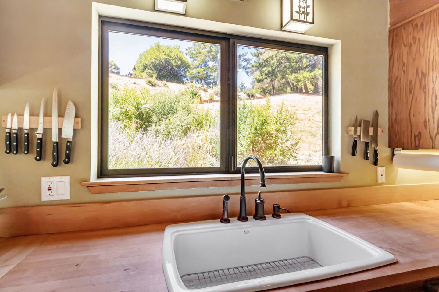 Detail Gallery Image 18 of 73 For 855 Oak Ridge Rd, Los Gatos,  CA 95033 - 3 Beds | 2 Baths