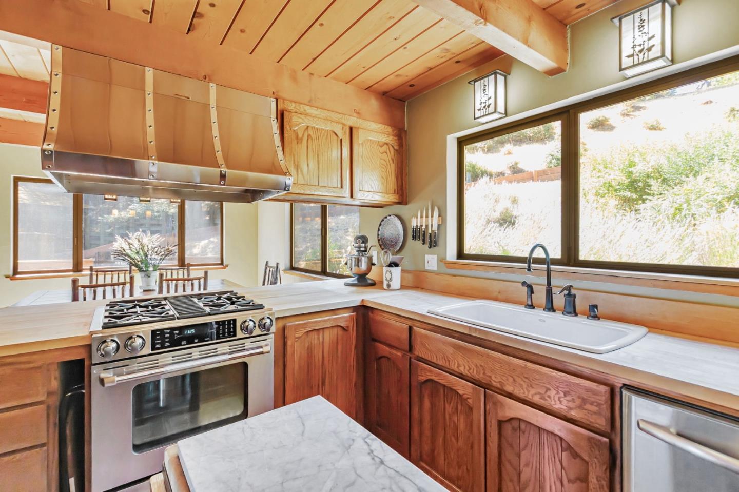 Detail Gallery Image 19 of 73 For 855 Oak Ridge Rd, Los Gatos,  CA 95033 - 3 Beds | 2 Baths