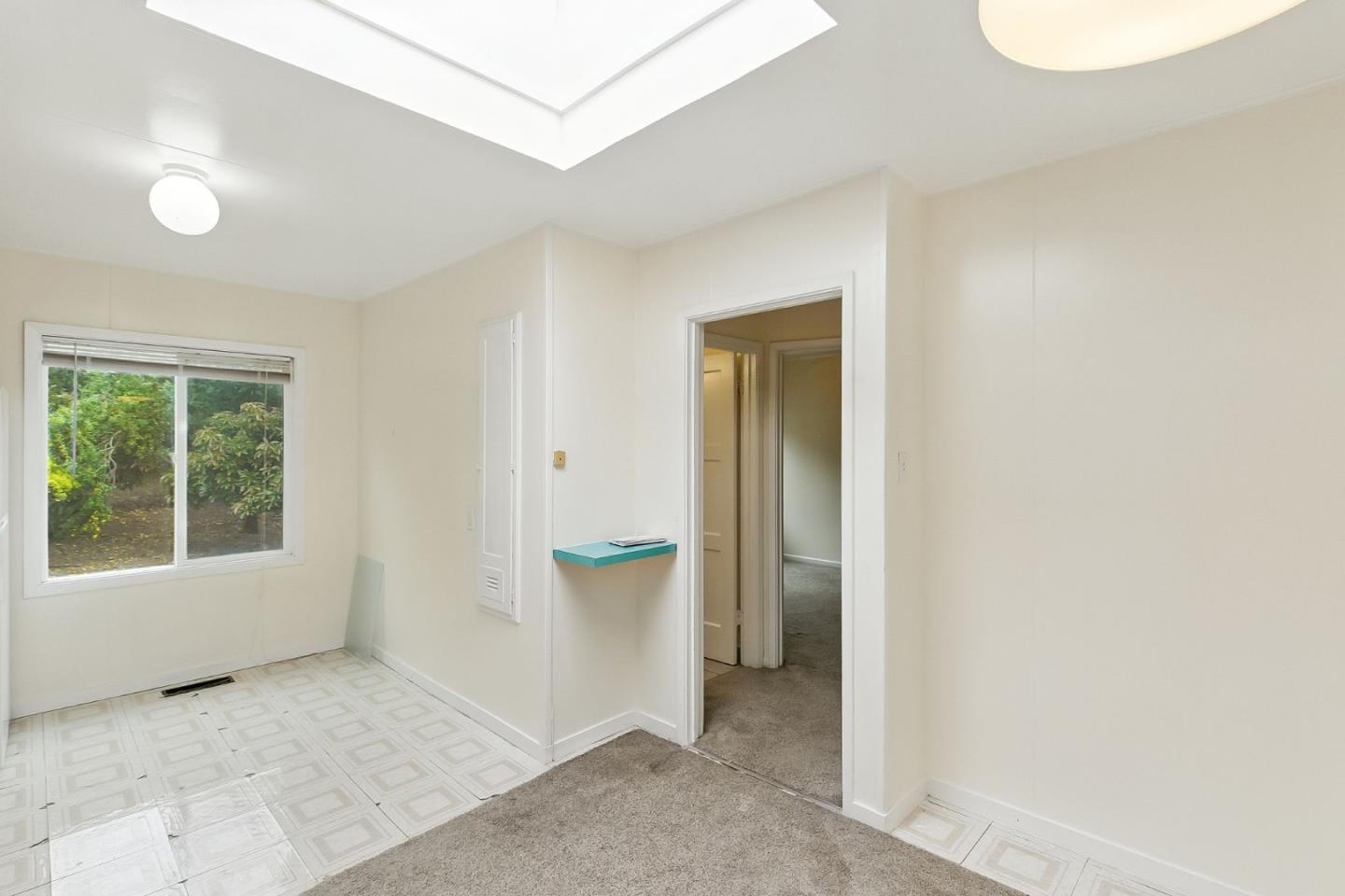 Detail Gallery Image 11 of 23 For 662 Colby St, San Francisco,  CA 94134 - 3 Beds | 2 Baths