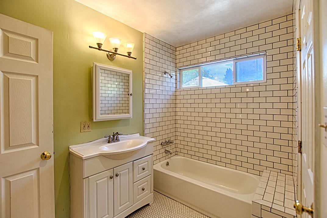Detail Gallery Image 6 of 17 For 6030 Plateau Dr, Felton,  CA 95018 - 2 Beds | 1 Baths