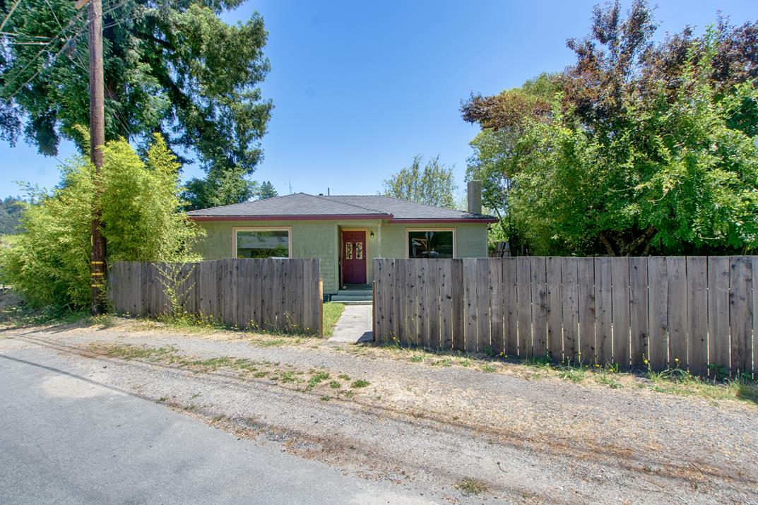 Detail Gallery Image 9 of 17 For 6030 Plateau Dr, Felton,  CA 95018 - 2 Beds | 1 Baths