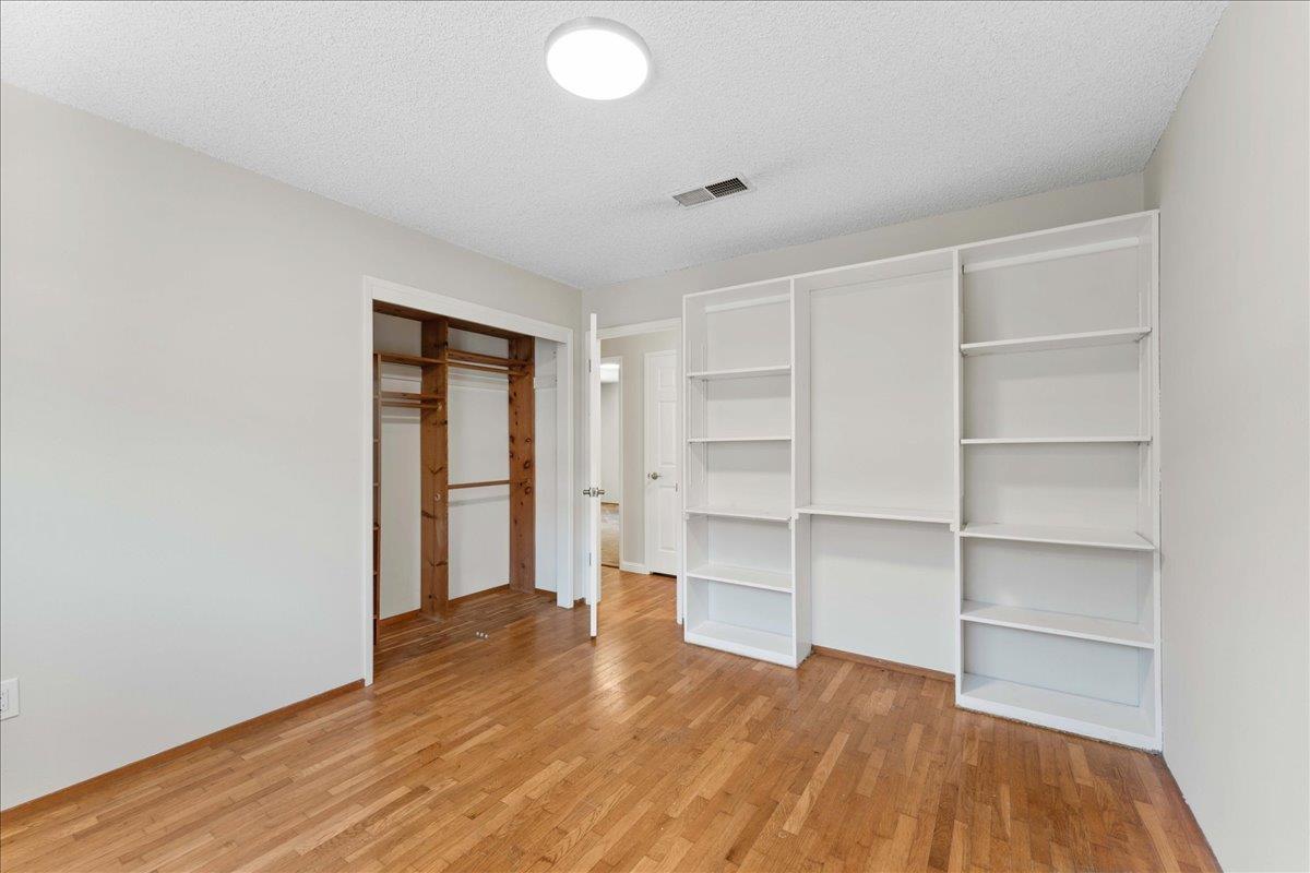 Detail Gallery Image 12 of 15 For 530 Western Dr, Santa Cruz,  CA 95060 - 3 Beds | 2 Baths