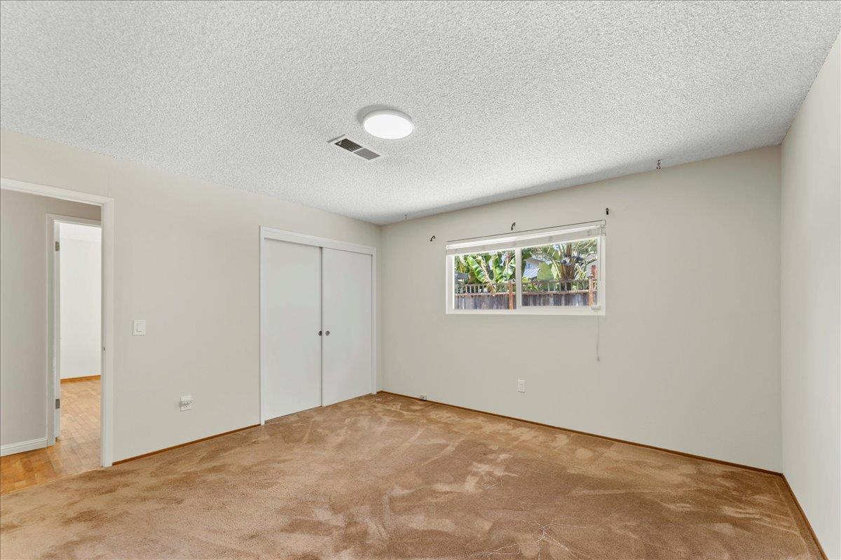 Detail Gallery Image 13 of 15 For 530 Western Dr, Santa Cruz,  CA 95060 - 3 Beds | 2 Baths