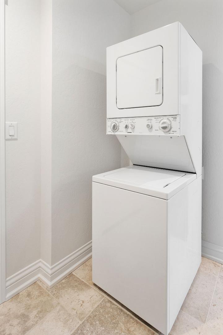 Detail Gallery Image 36 of 39 For 711 Laurel Ave a,  Burlingame,  CA 94010 - 2 Beds | 2 Baths