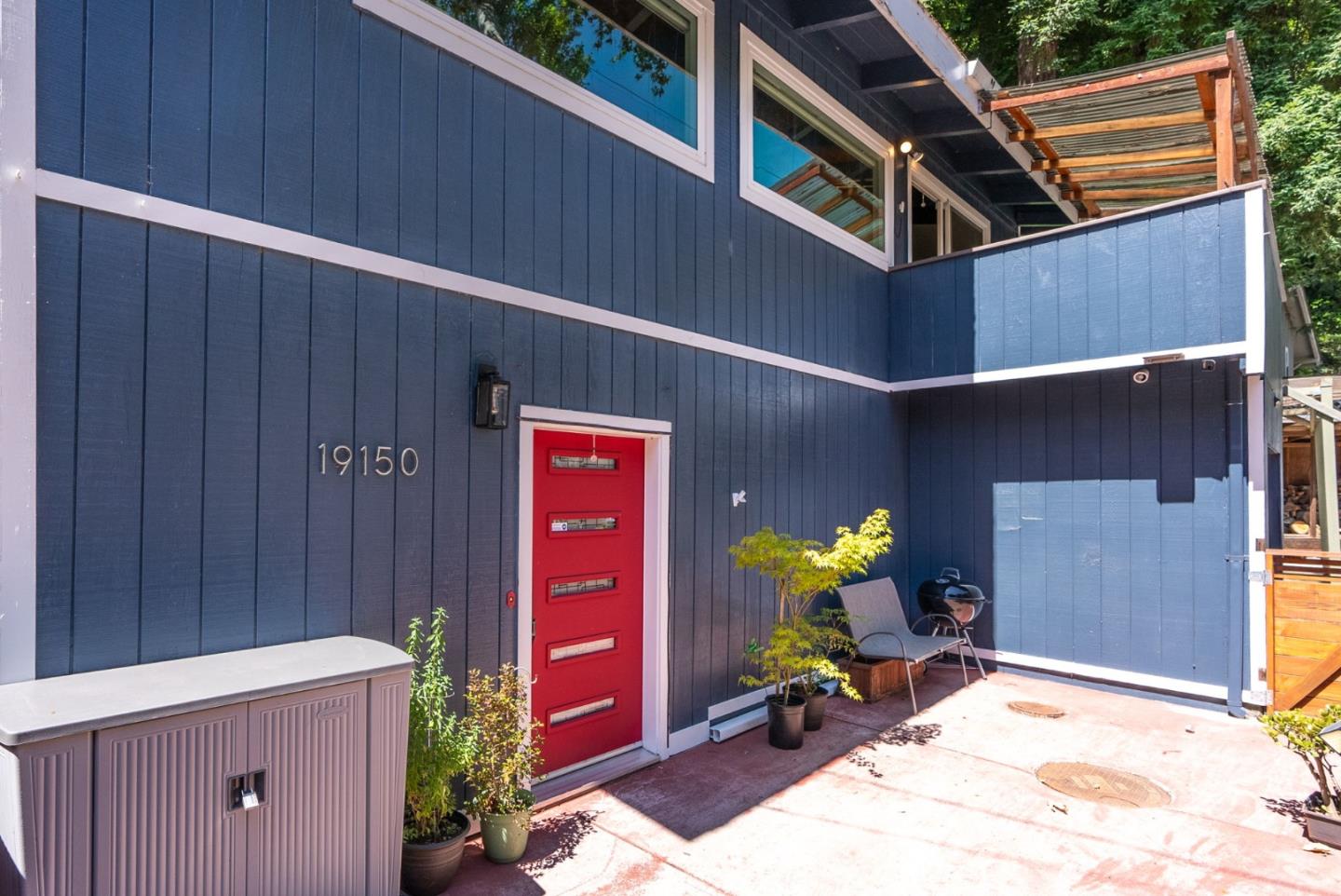 Detail Gallery Image 4 of 36 For 19150 Beardsley Rd, Los Gatos,  CA 95033 - 2 Beds | 2 Baths