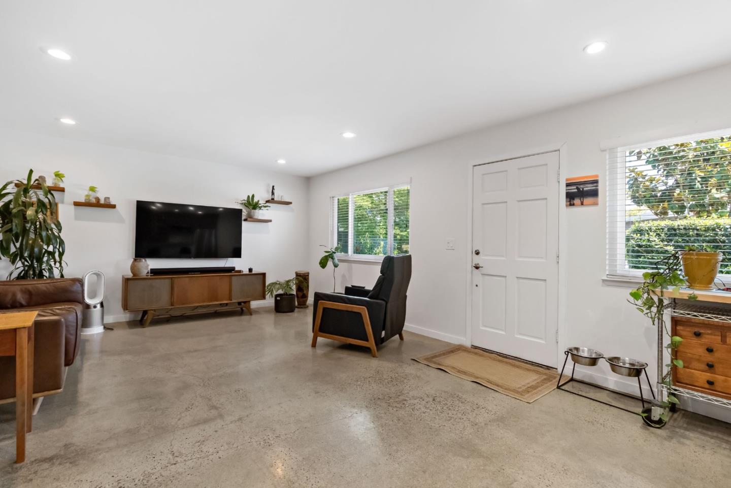 Detail Gallery Image 10 of 58 For 1435 Ruby Ct #1,  Capitola,  CA 95010 - 2 Beds | 1 Baths