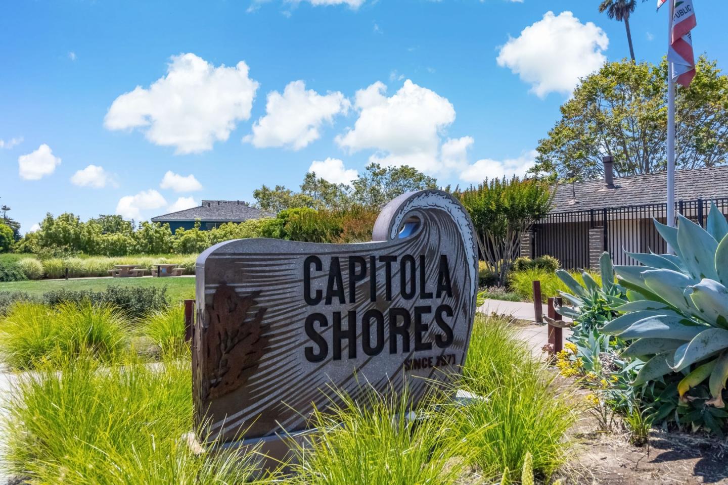 Detail Gallery Image 55 of 58 For 1435 Ruby Ct #1,  Capitola,  CA 95010 - 2 Beds | 1 Baths