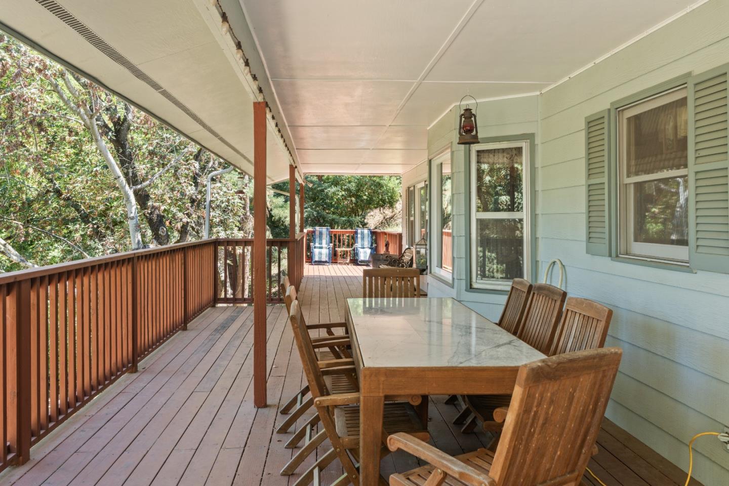 Detail Gallery Image 6 of 18 For 24905 Skyland Rd, Los Gatos,  CA 95033 - 3 Beds | 2 Baths
