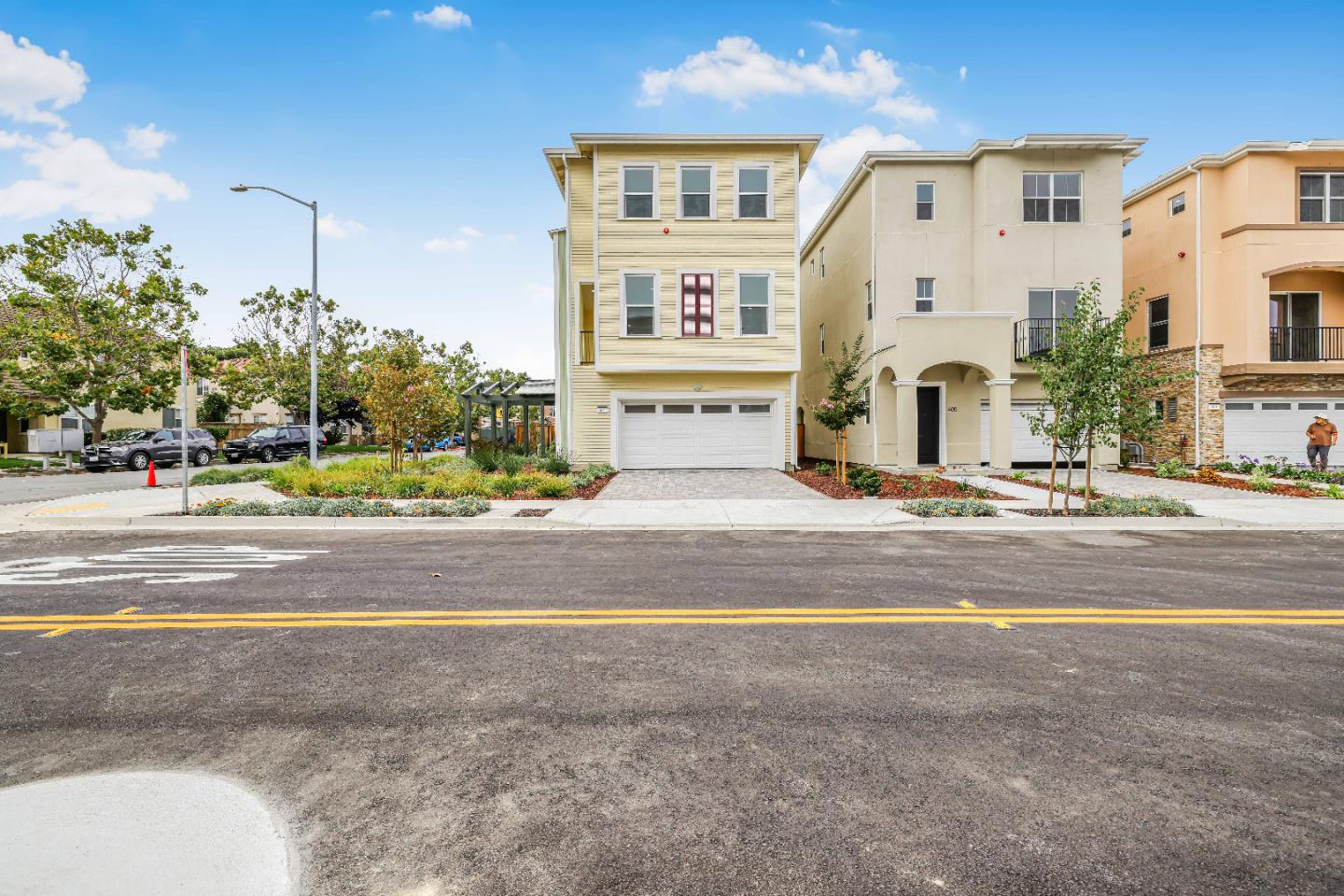 Detail Gallery Image 3 of 87 For 401 San Luis Ave, Watsonville,  CA 95076 - 3 Beds | 3/1 Baths