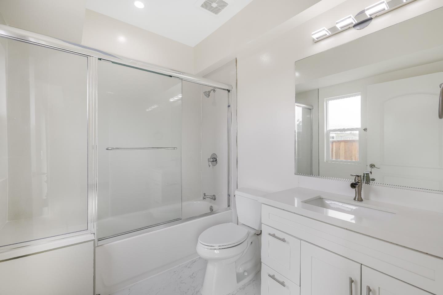 Detail Gallery Image 34 of 87 For 401 San Luis Ave, Watsonville,  CA 95076 - 3 Beds | 3/1 Baths