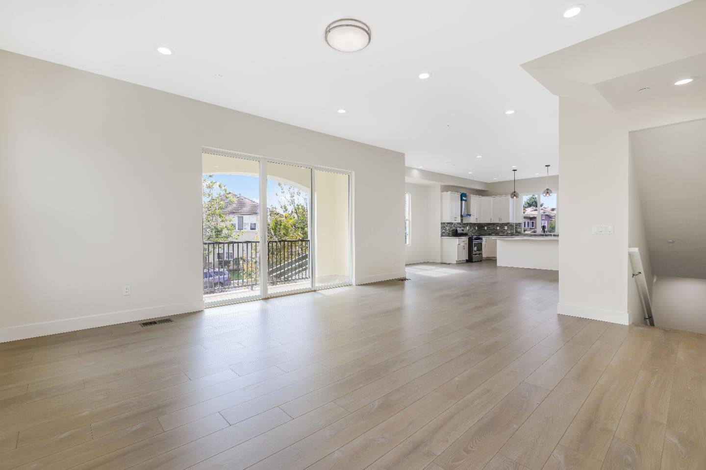 Detail Gallery Image 50 of 87 For 401 San Luis Ave, Watsonville,  CA 95076 - 3 Beds | 3/1 Baths