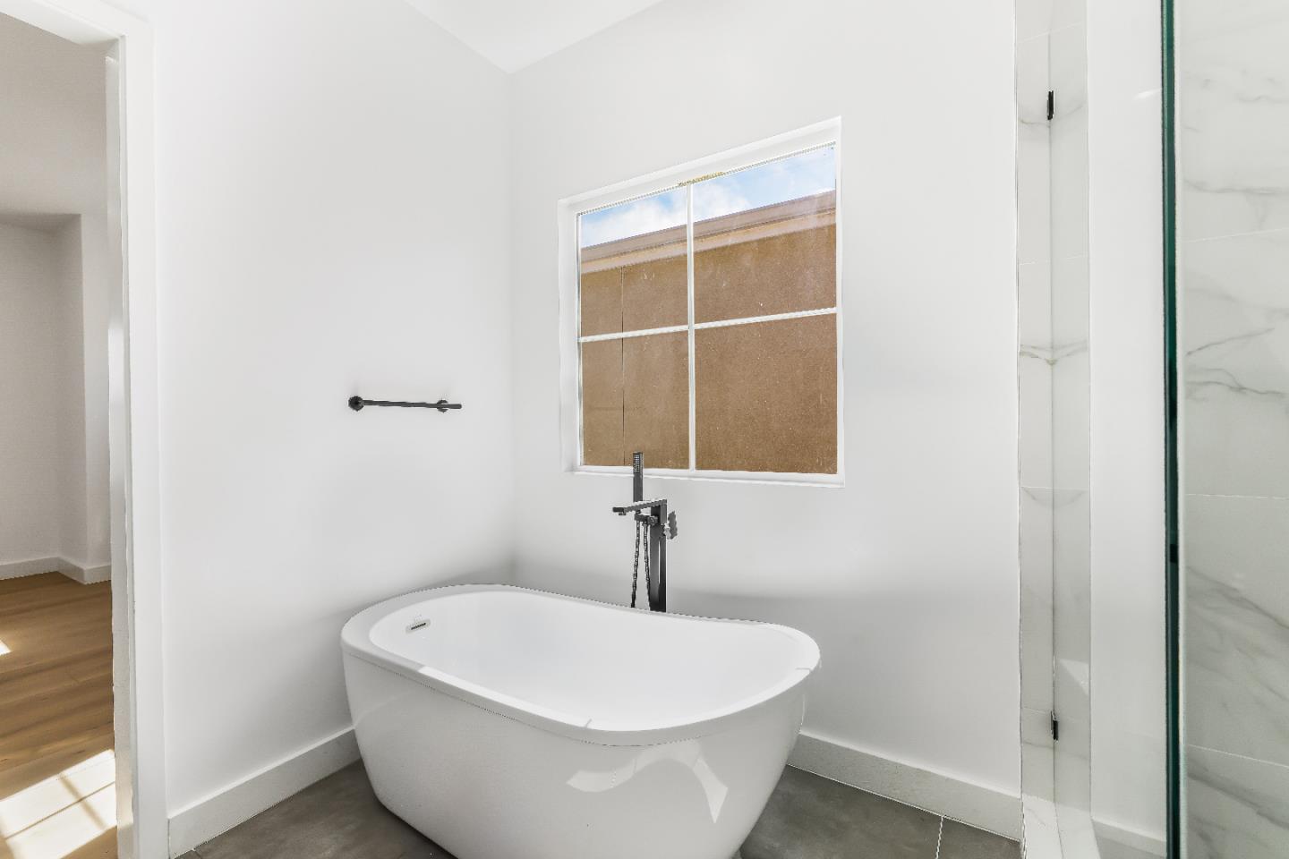 Detail Gallery Image 32 of 83 For 409 San Luis Ave, Watsonville,  CA 95076 - 3 Beds | 3/1 Baths