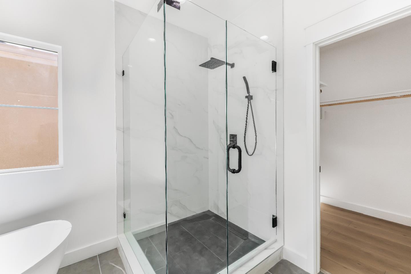 Detail Gallery Image 35 of 83 For 409 San Luis Ave, Watsonville,  CA 95076 - 3 Beds | 3/1 Baths