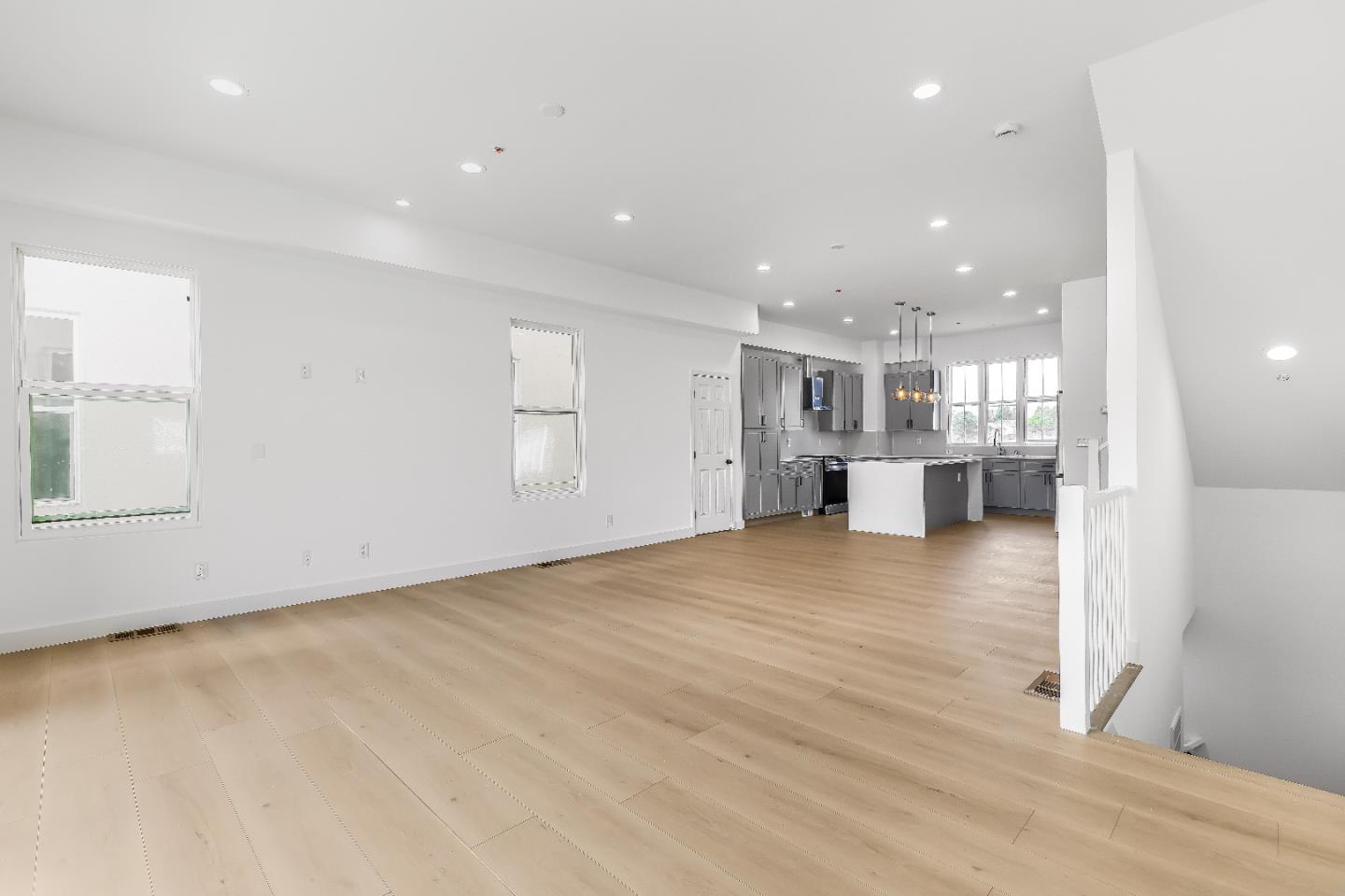 Detail Gallery Image 37 of 83 For 409 San Luis Ave, Watsonville,  CA 95076 - 3 Beds | 3/1 Baths