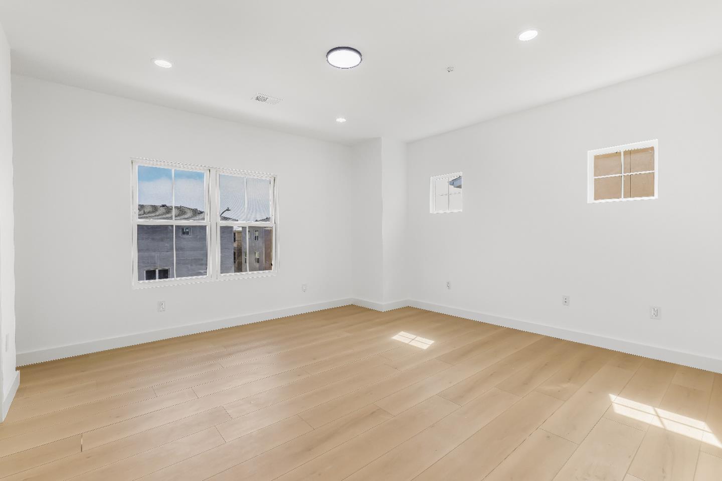 Detail Gallery Image 44 of 83 For 409 San Luis Ave, Watsonville,  CA 95076 - 3 Beds | 3/1 Baths