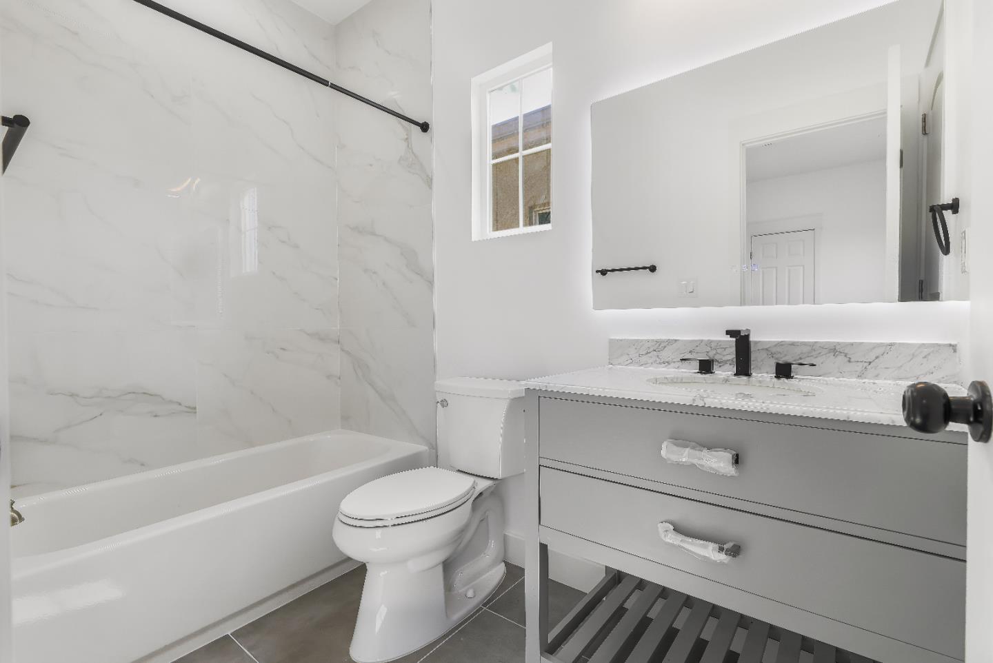 Detail Gallery Image 50 of 83 For 409 San Luis Ave, Watsonville,  CA 95076 - 3 Beds | 3/1 Baths