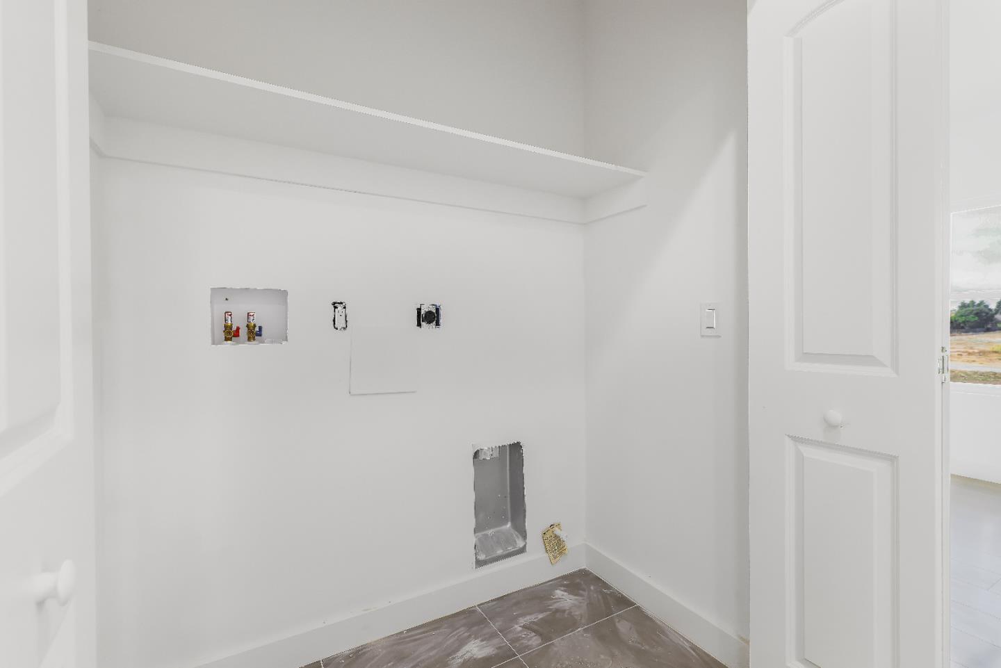 Detail Gallery Image 52 of 83 For 409 San Luis Ave, Watsonville,  CA 95076 - 3 Beds | 3/1 Baths