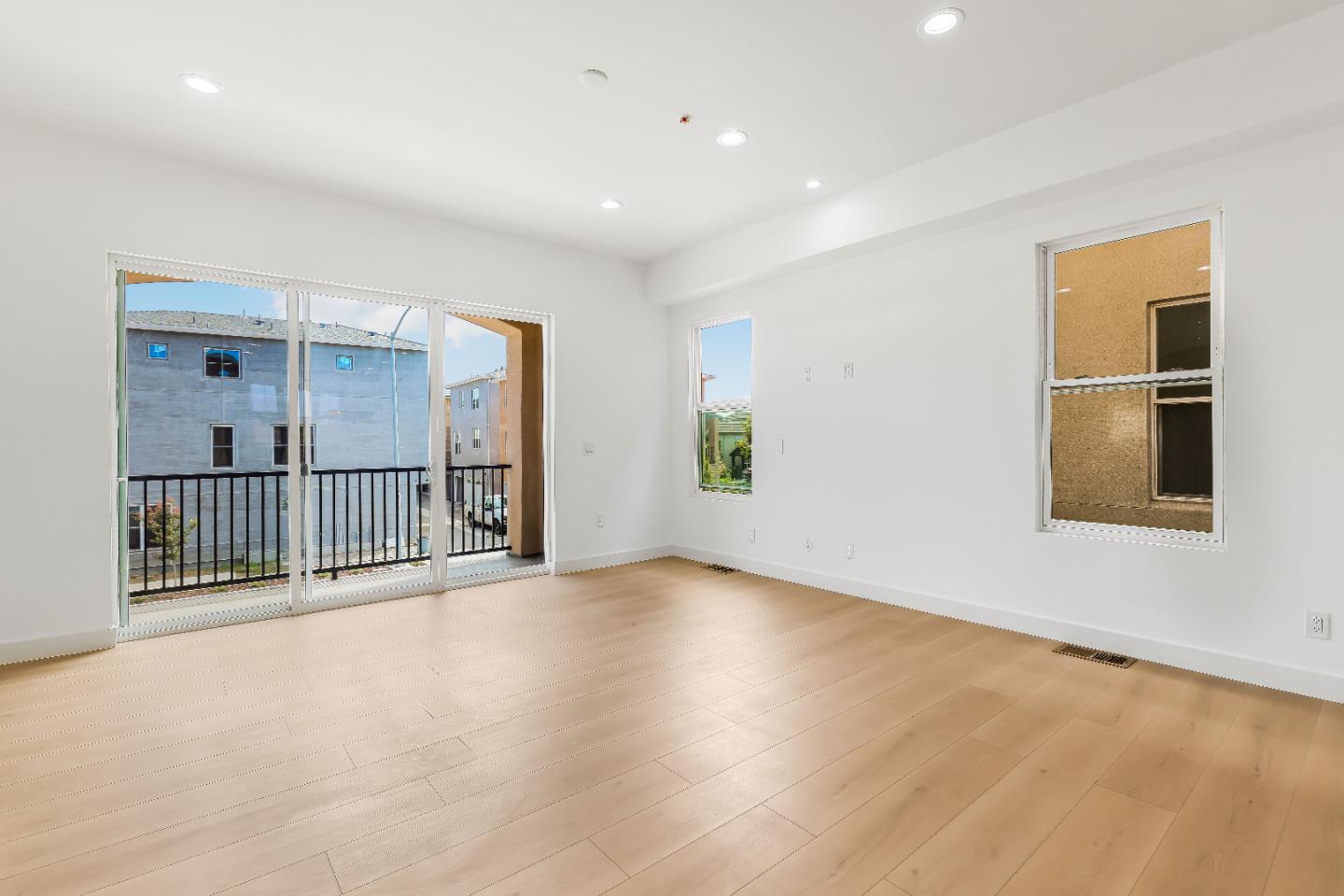 Detail Gallery Image 66 of 83 For 409 San Luis Ave, Watsonville,  CA 95076 - 3 Beds | 3/1 Baths