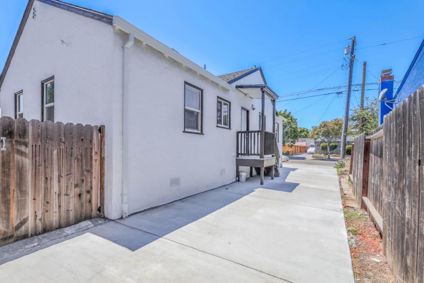 Detail Gallery Image 35 of 37 For 1854 Hays St, San Leandro,  CA 94577 - 3 Beds | 2 Baths