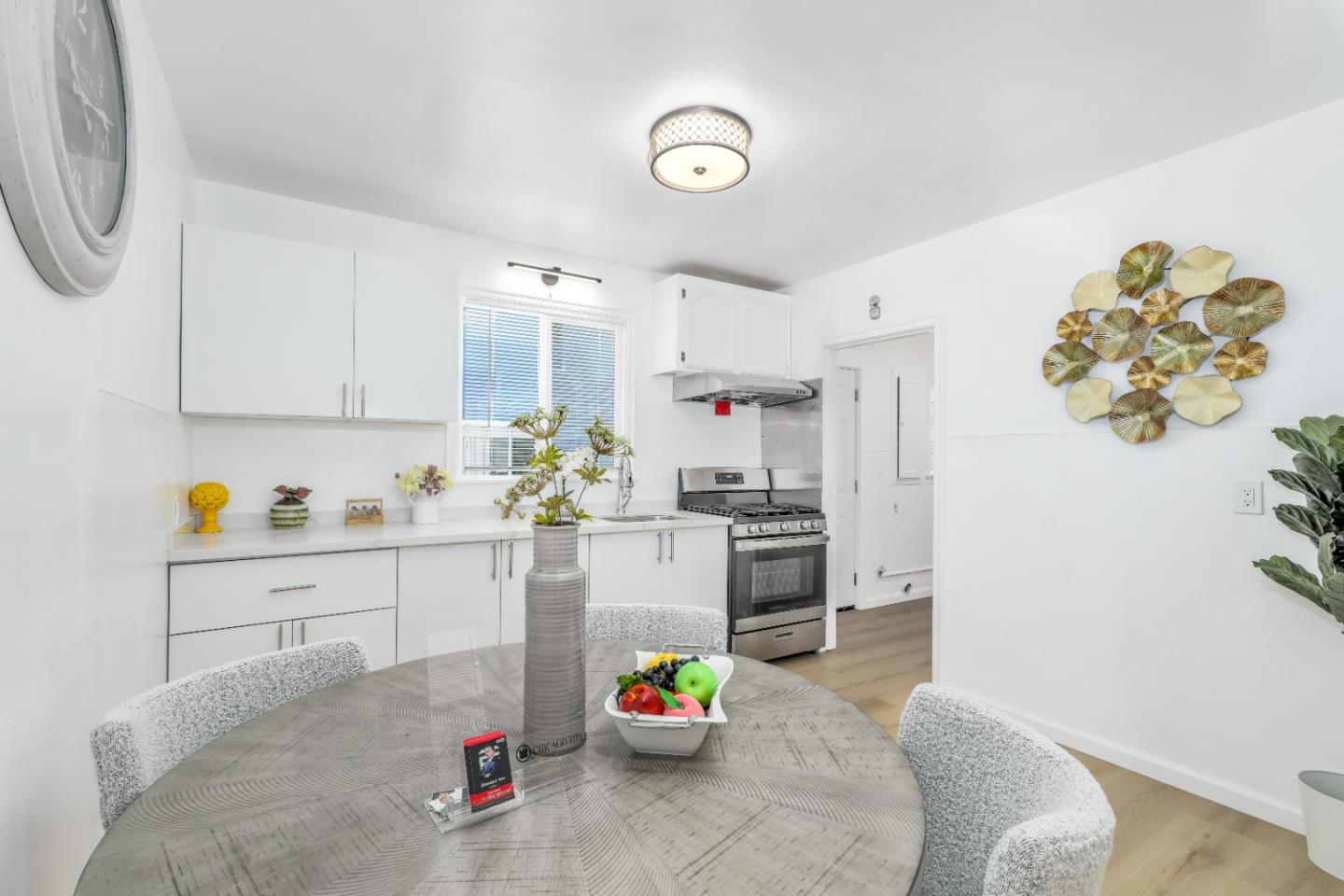 Detail Gallery Image 5 of 37 For 1854 Hays St, San Leandro,  CA 94577 - 3 Beds | 2 Baths