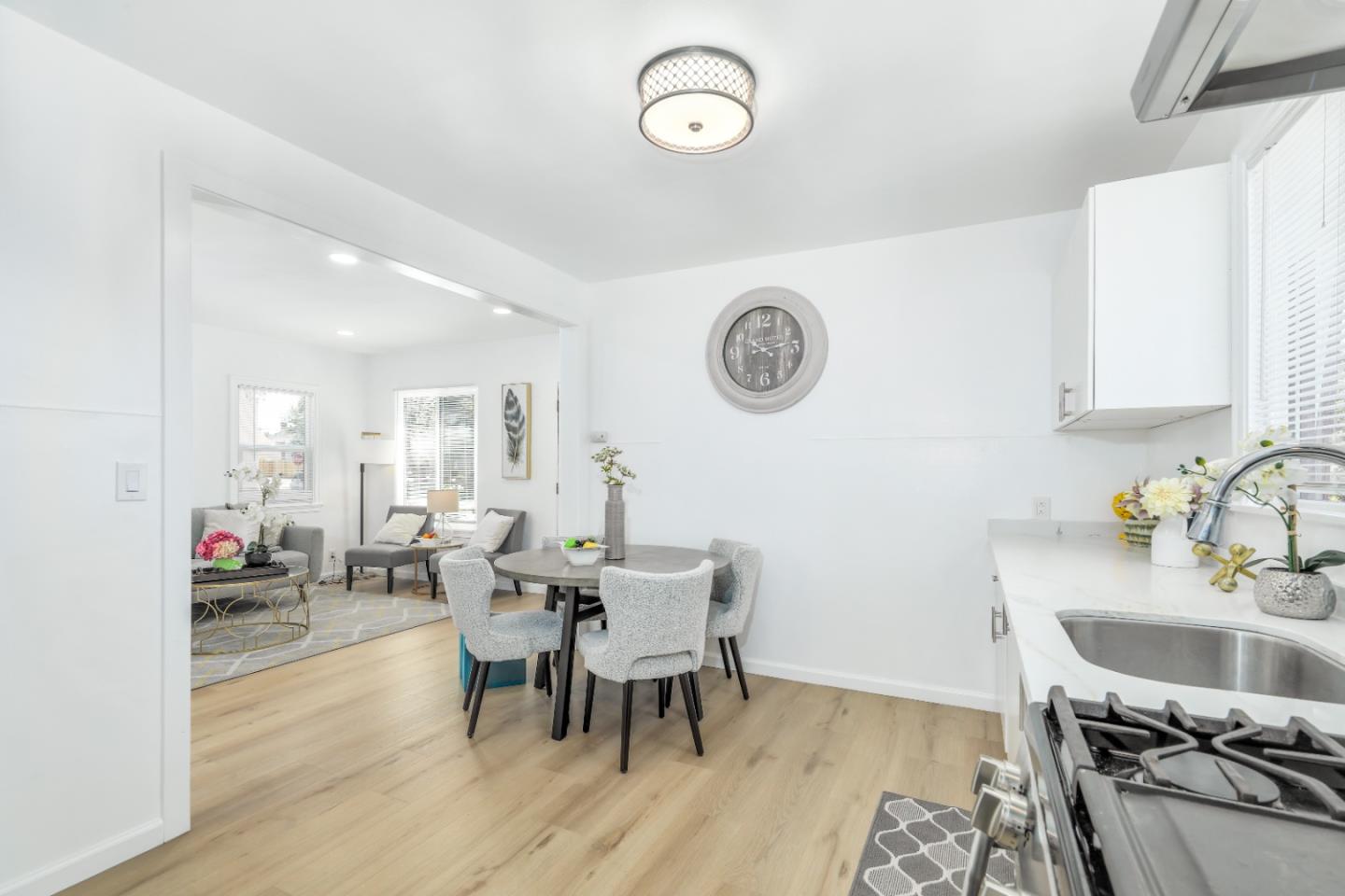 Detail Gallery Image 8 of 37 For 1854 Hays St, San Leandro,  CA 94577 - 3 Beds | 2 Baths