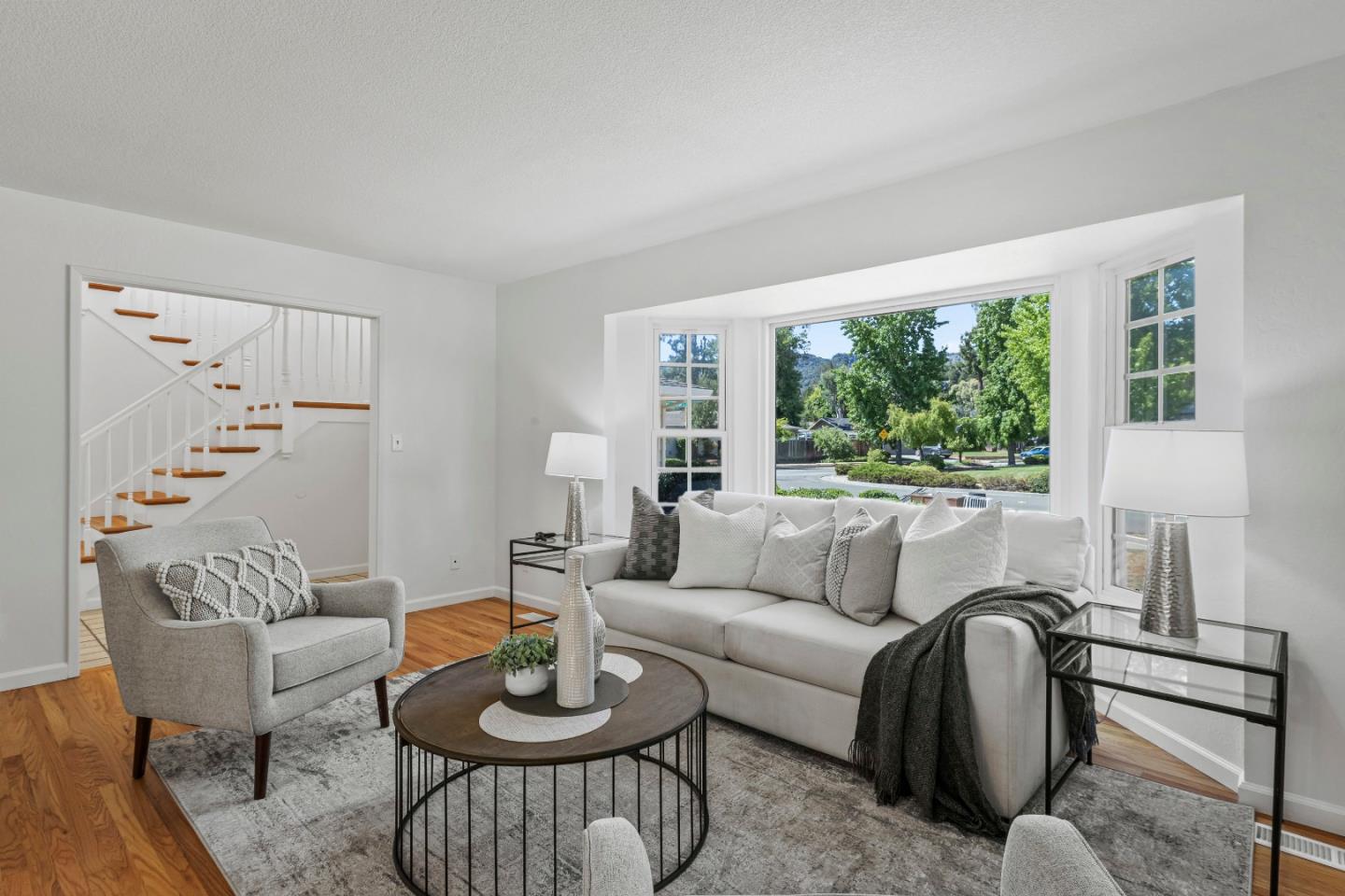Detail Gallery Image 3 of 53 For 6826 Glenview Dr, San Jose,  CA 95120 - 5 Beds | 2/1 Baths