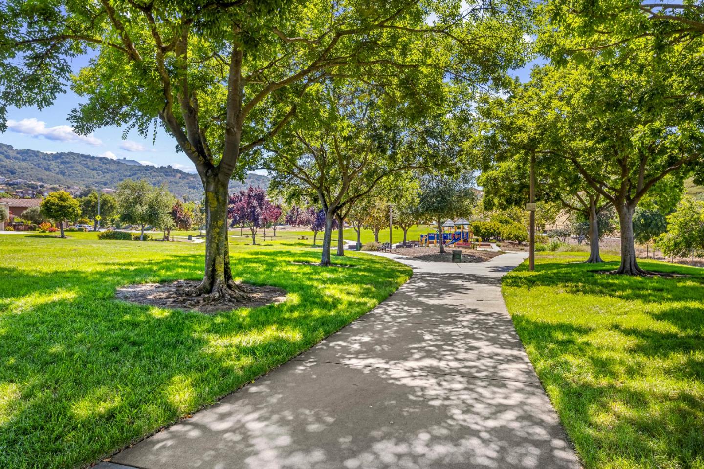 Detail Gallery Image 56 of 61 For 6826 Glenview Dr, San Jose,  CA 95120 - 5 Beds | 2/1 Baths