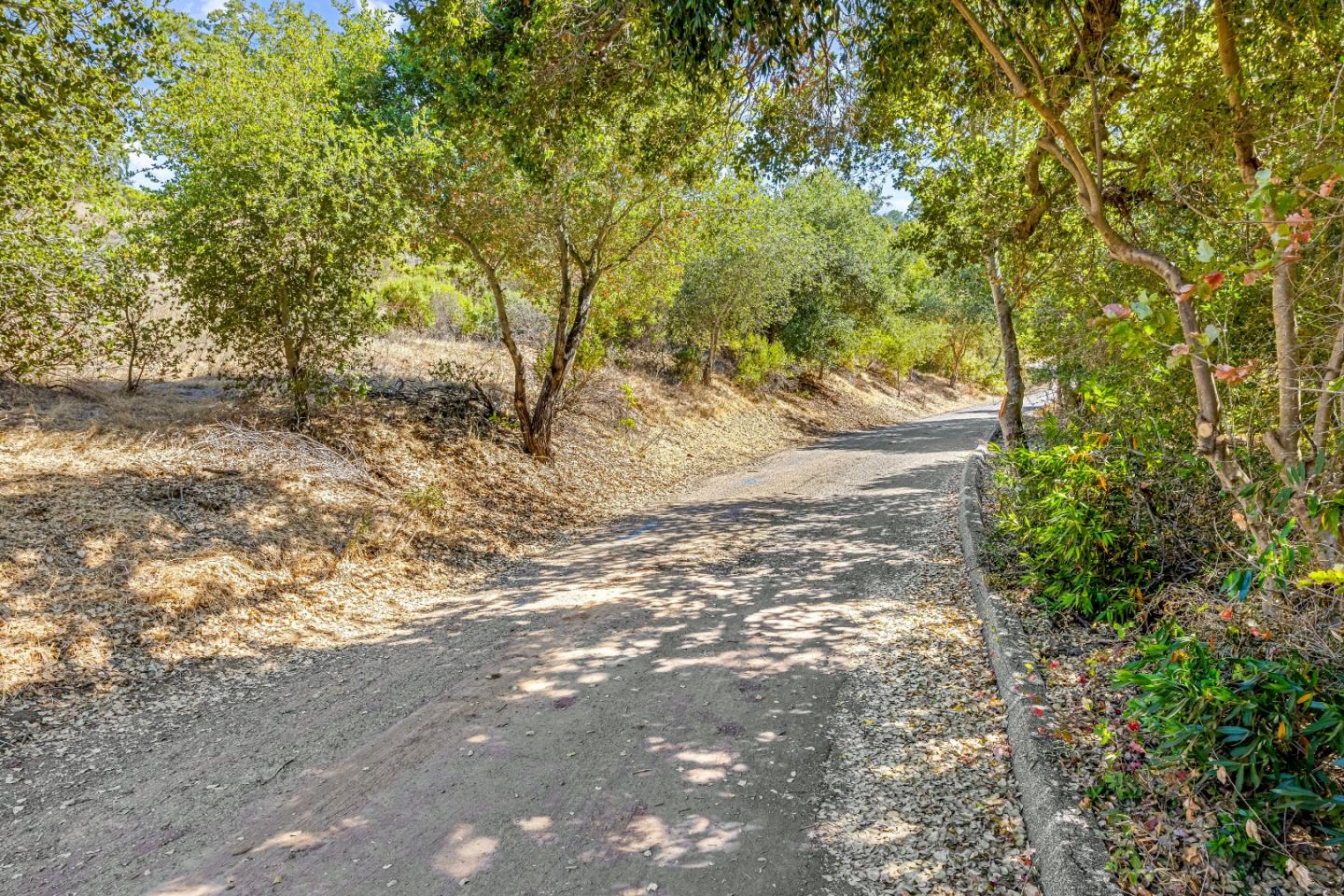 Detail Gallery Image 58 of 61 For 6826 Glenview Dr, San Jose,  CA 95120 - 5 Beds | 2/1 Baths