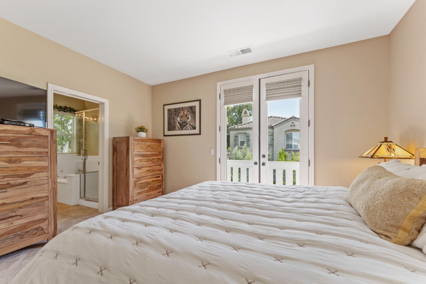 Detail Gallery Image 27 of 38 For 850 Foxworthy Ave, San Jose,  CA 95125 - 4 Beds | 3 Baths