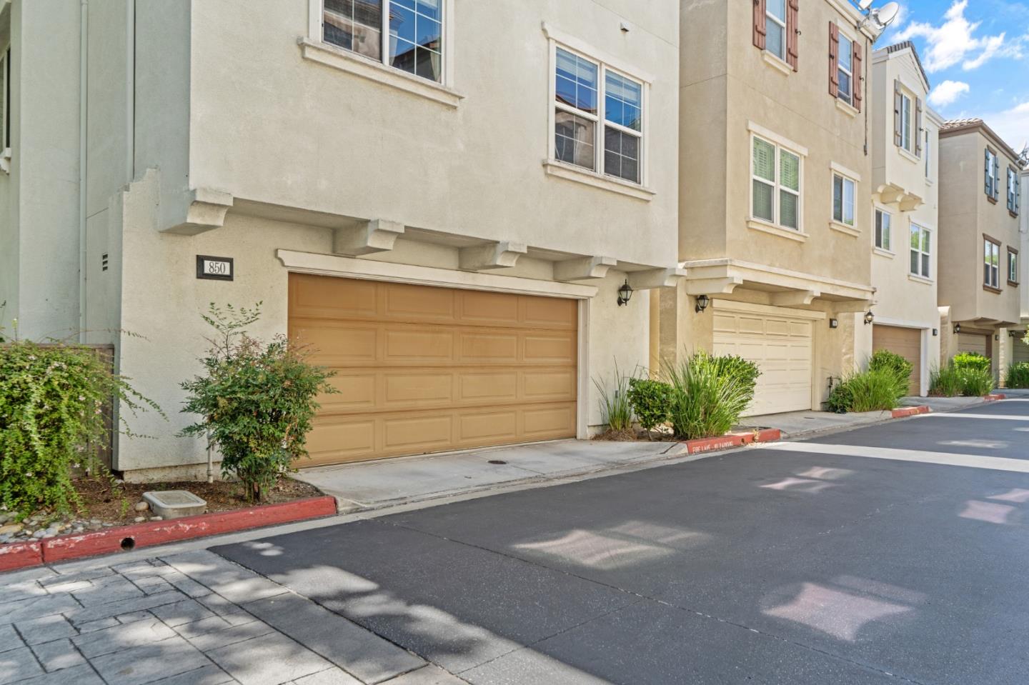 Detail Gallery Image 38 of 38 For 850 Foxworthy Ave, San Jose,  CA 95125 - 4 Beds | 3 Baths