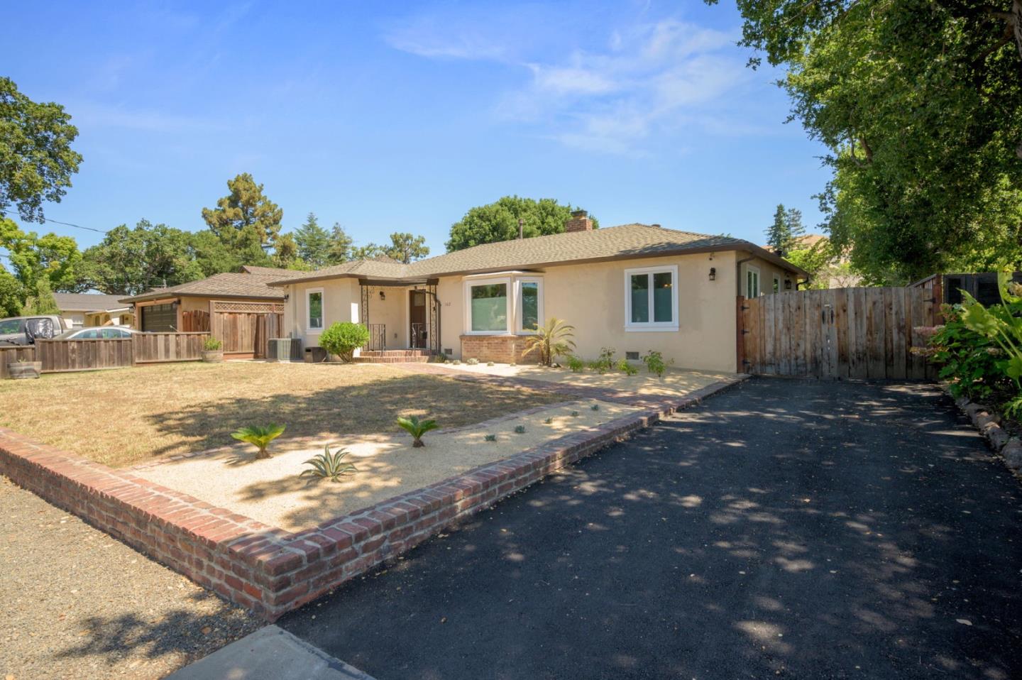 Detail Gallery Image 1 of 49 For 162 Mountain View Ave, San Jose,  CA 95127 - 3 Beds | 1/1 Baths