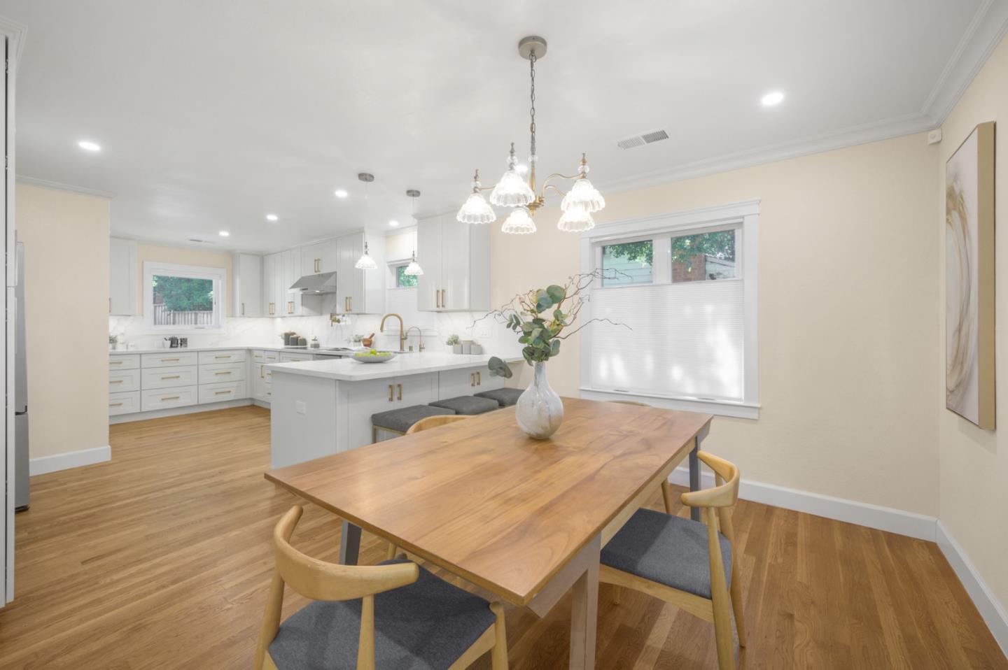Detail Gallery Image 13 of 49 For 162 Mountain View Ave, San Jose,  CA 95127 - 3 Beds | 1/1 Baths