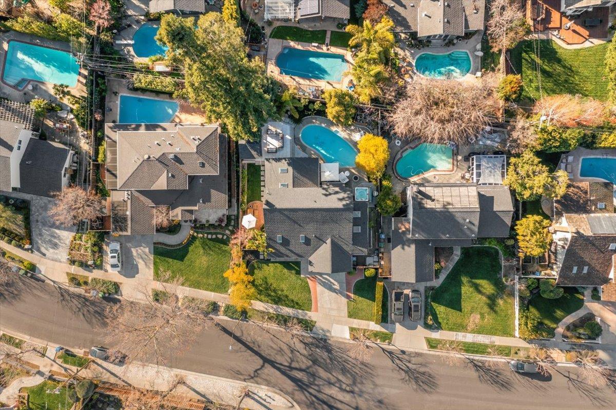 Detail Gallery Image 36 of 61 For 305 Albert Dr, Los Gatos,  CA 95032 - 4 Beds | 3/1 Baths