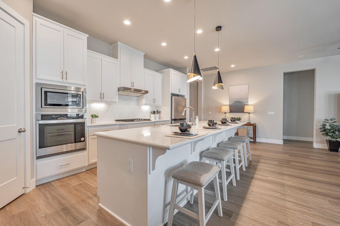 Detail Gallery Image 11 of 47 For 2408 Dilip Dr, Manteca,  CA 95337 - 3 Beds | 2 Baths