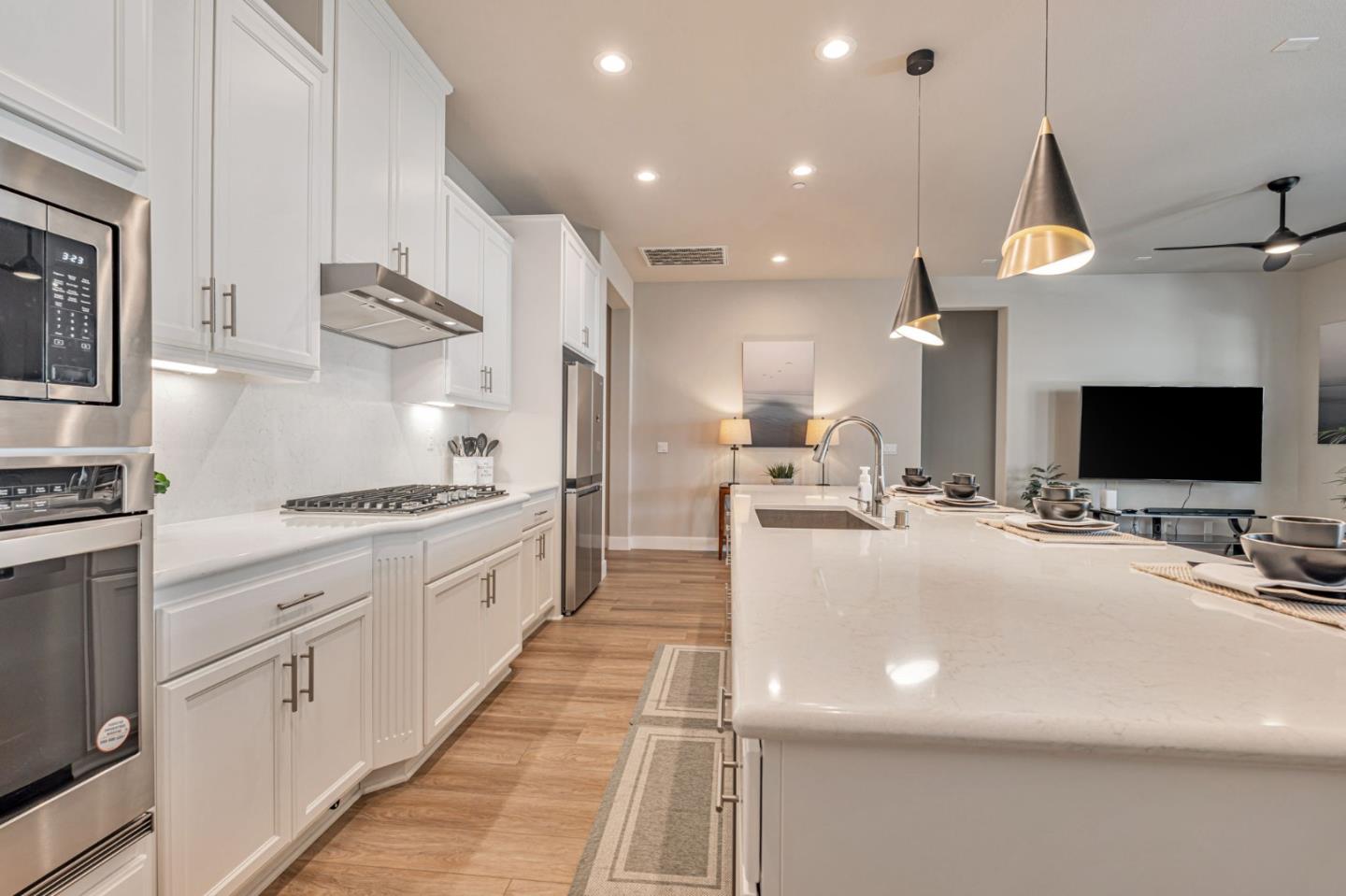 Detail Gallery Image 12 of 47 For 2408 Dilip Dr, Manteca,  CA 95337 - 3 Beds | 2 Baths