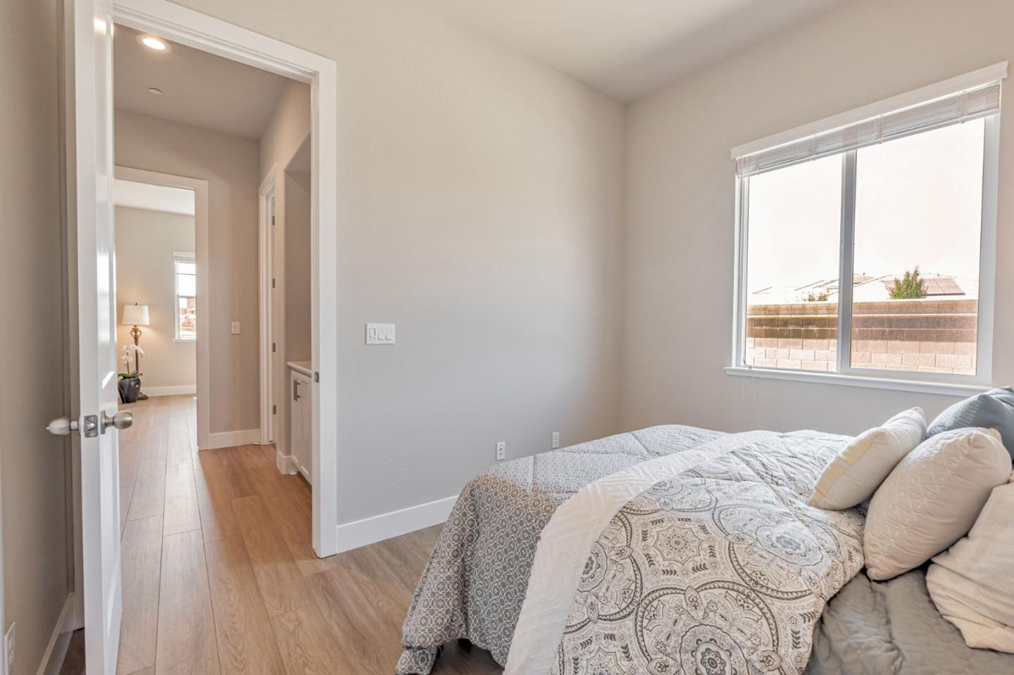 Detail Gallery Image 27 of 47 For 2408 Dilip Dr, Manteca,  CA 95337 - 3 Beds | 2 Baths