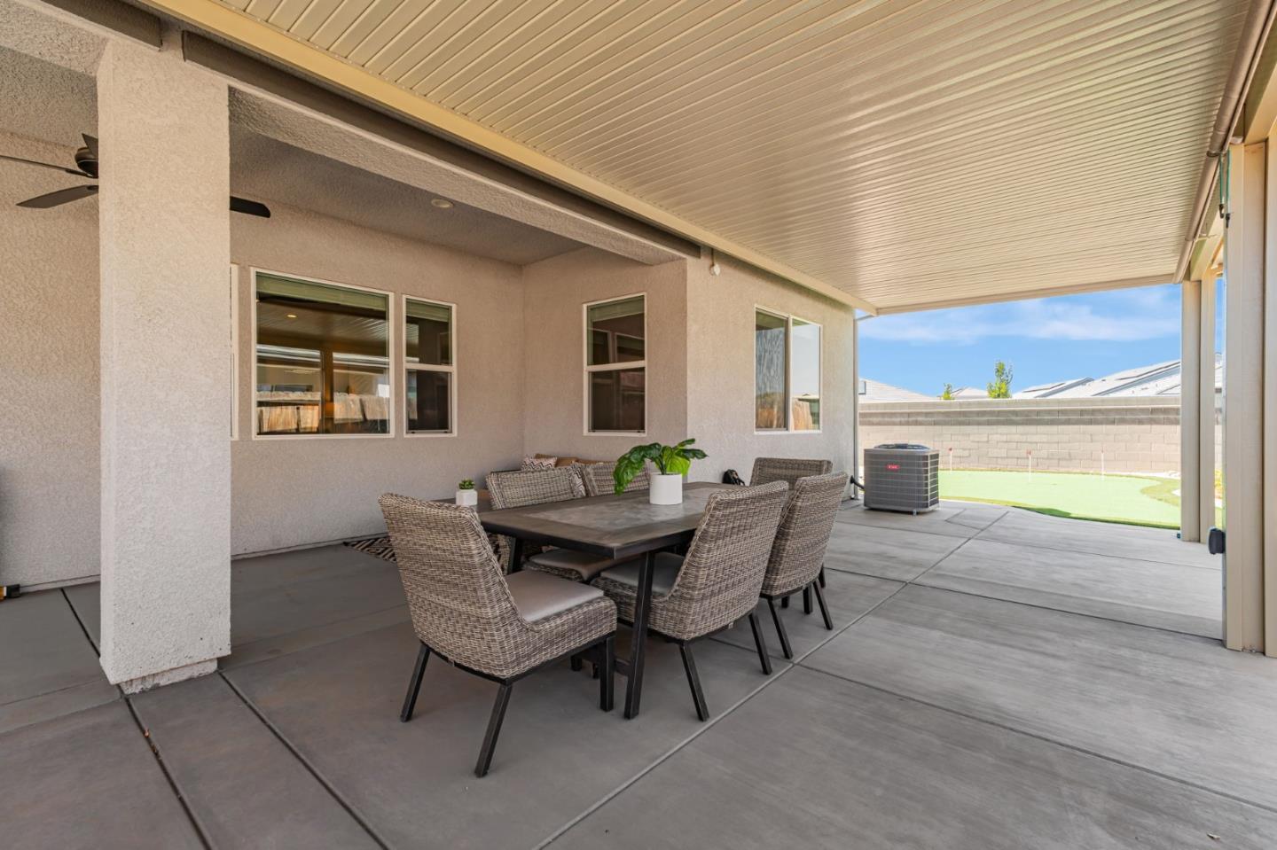 Detail Gallery Image 40 of 47 For 2408 Dilip Dr, Manteca,  CA 95337 - 3 Beds | 2 Baths