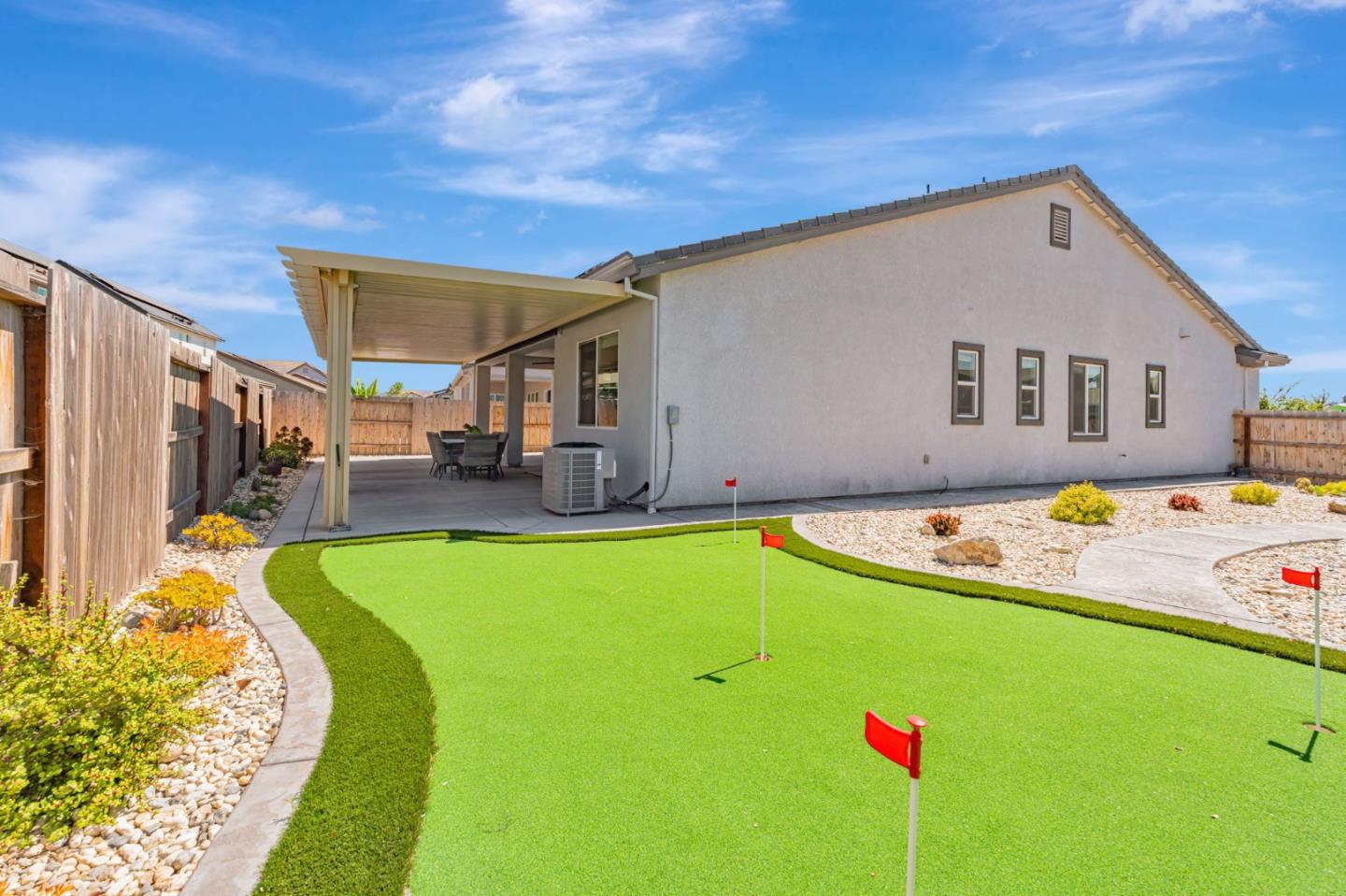 Detail Gallery Image 44 of 47 For 2408 Dilip Dr, Manteca,  CA 95337 - 3 Beds | 2 Baths