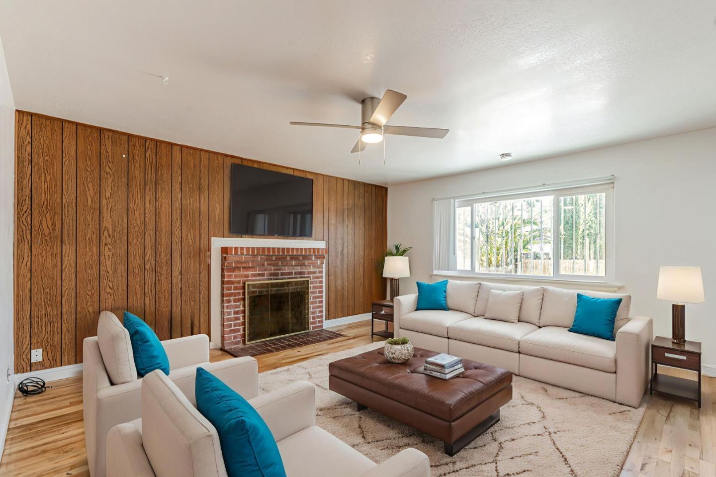 Detail Gallery Image 10 of 38 For 2525 Montclair St, Stockton,  CA 95205 - 4 Beds | 2 Baths