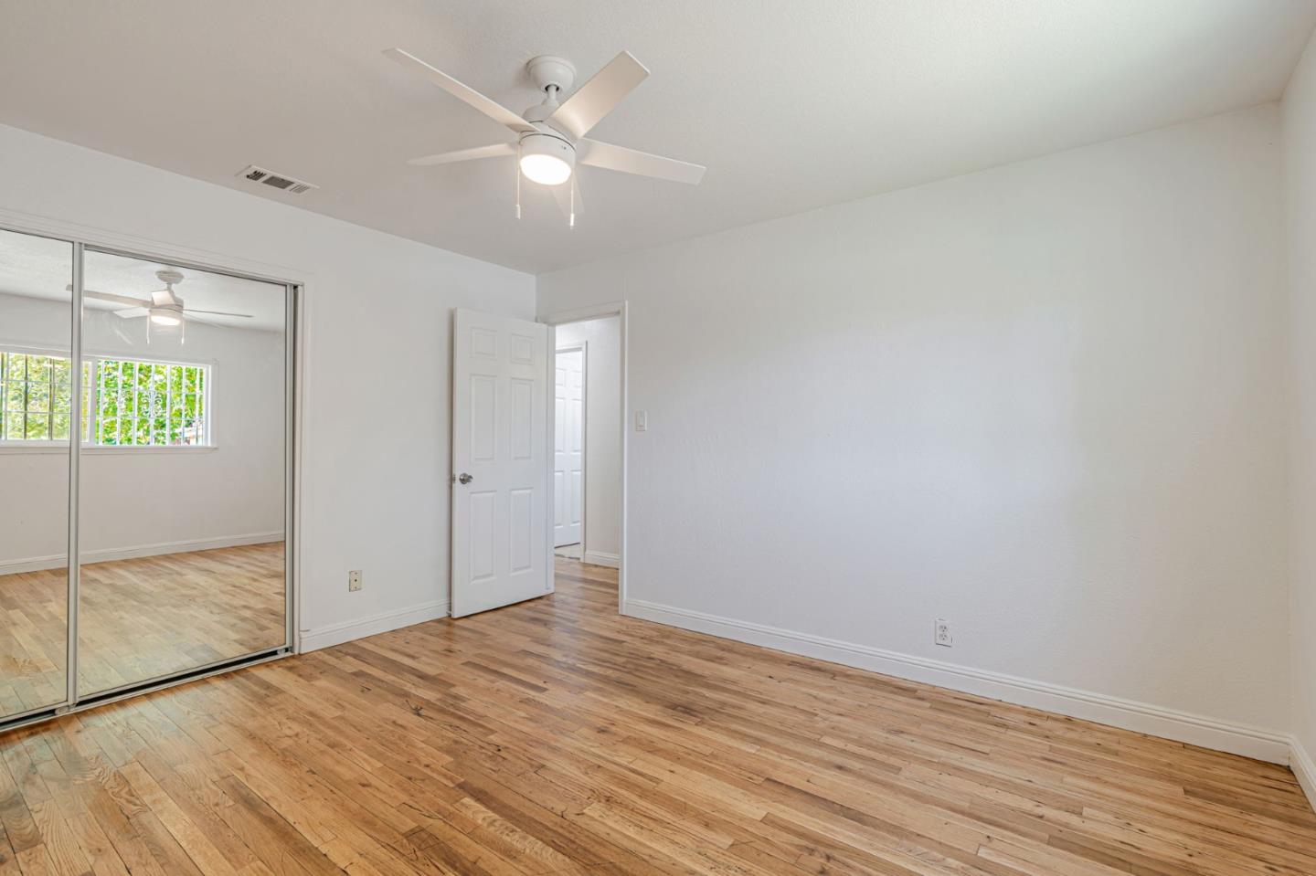 Detail Gallery Image 24 of 38 For 2525 Montclair St, Stockton,  CA 95205 - 4 Beds | 2 Baths