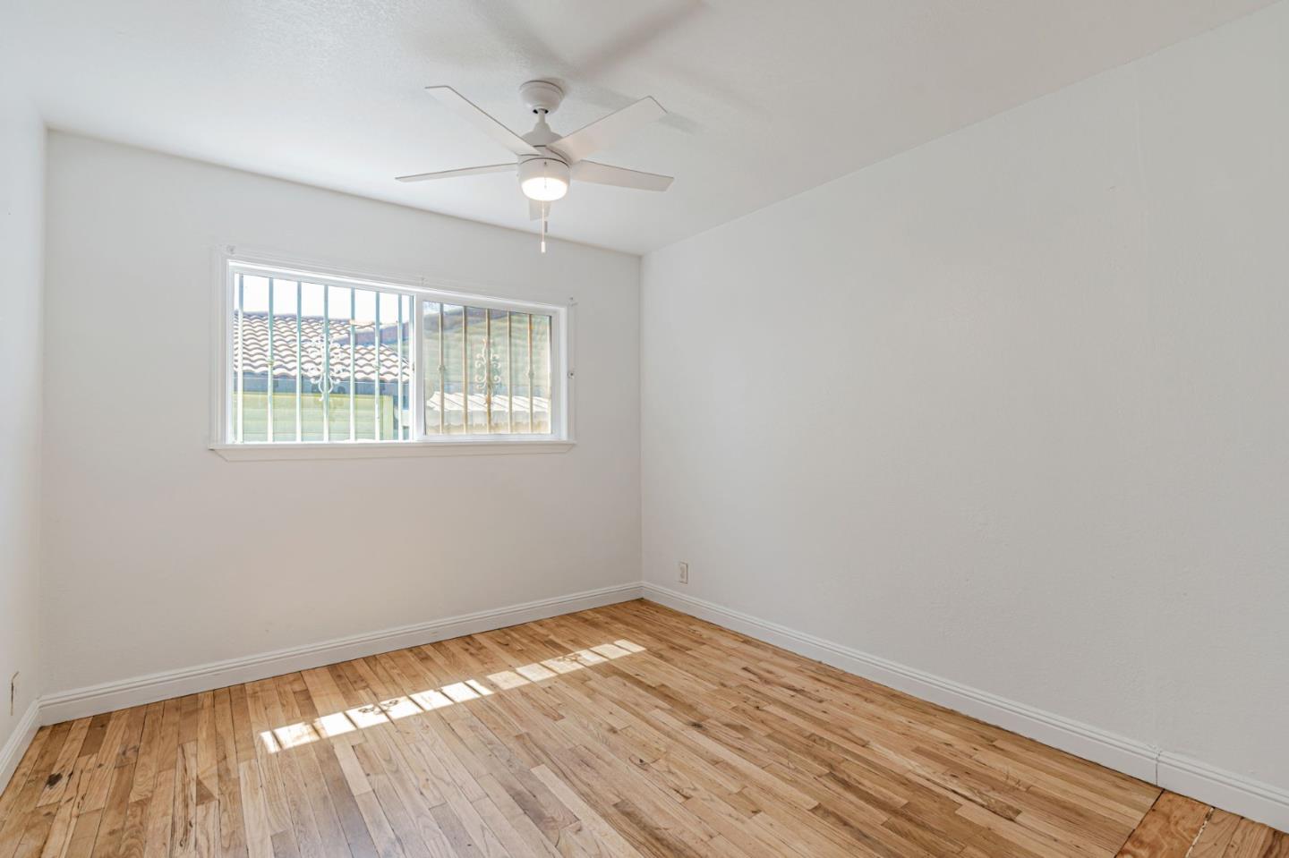 Detail Gallery Image 28 of 38 For 2525 Montclair St, Stockton,  CA 95205 - 4 Beds | 2 Baths