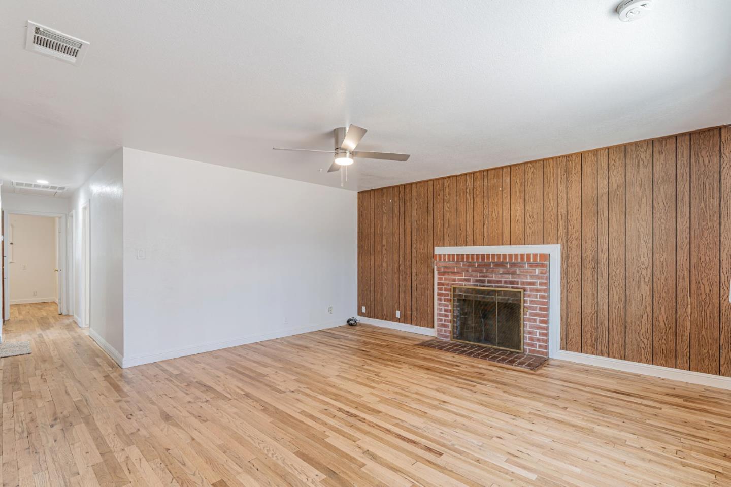 Detail Gallery Image 8 of 38 For 2525 Montclair St, Stockton,  CA 95205 - 4 Beds | 2 Baths