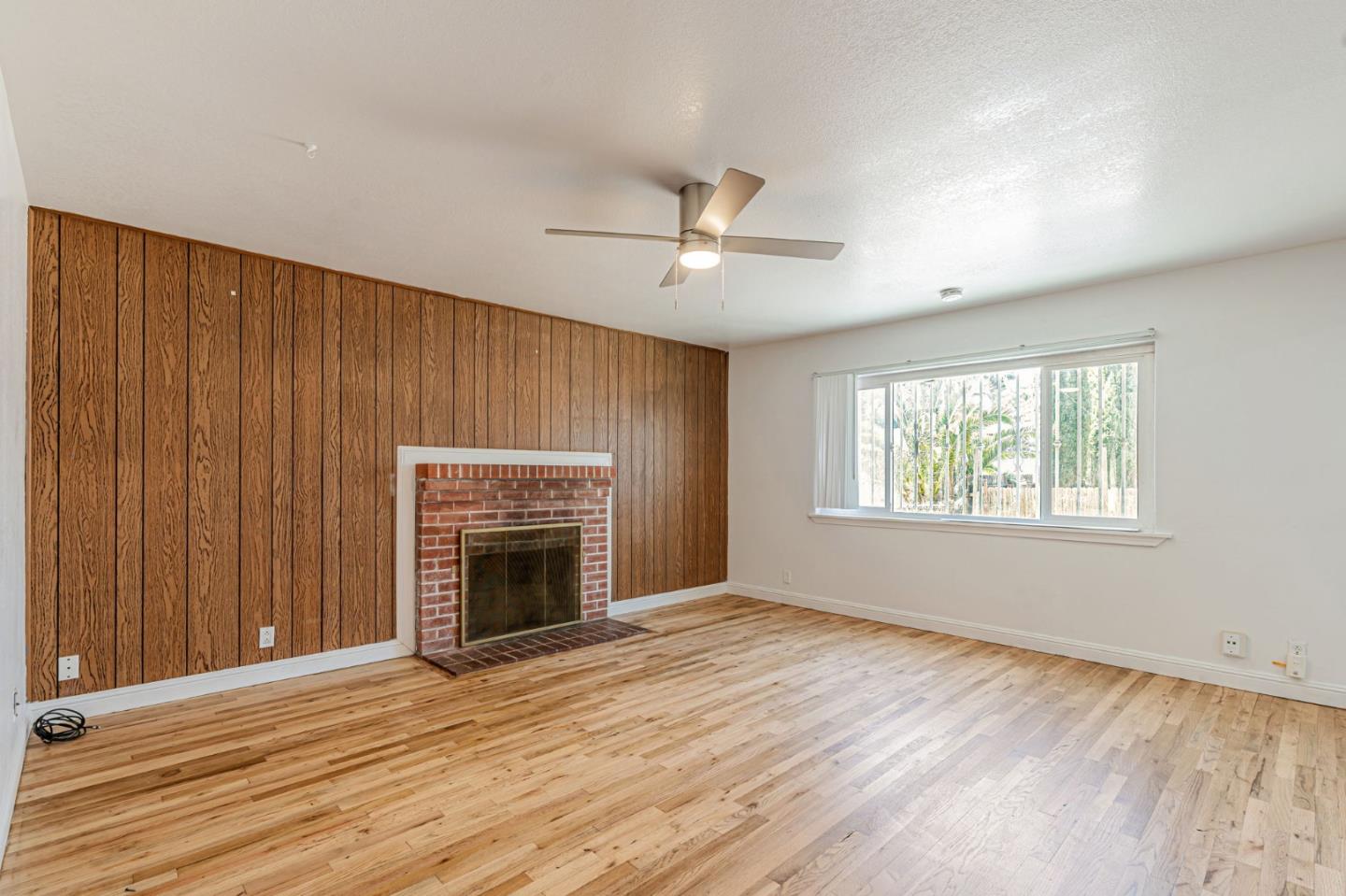 Detail Gallery Image 9 of 38 For 2525 Montclair St, Stockton,  CA 95205 - 4 Beds | 2 Baths