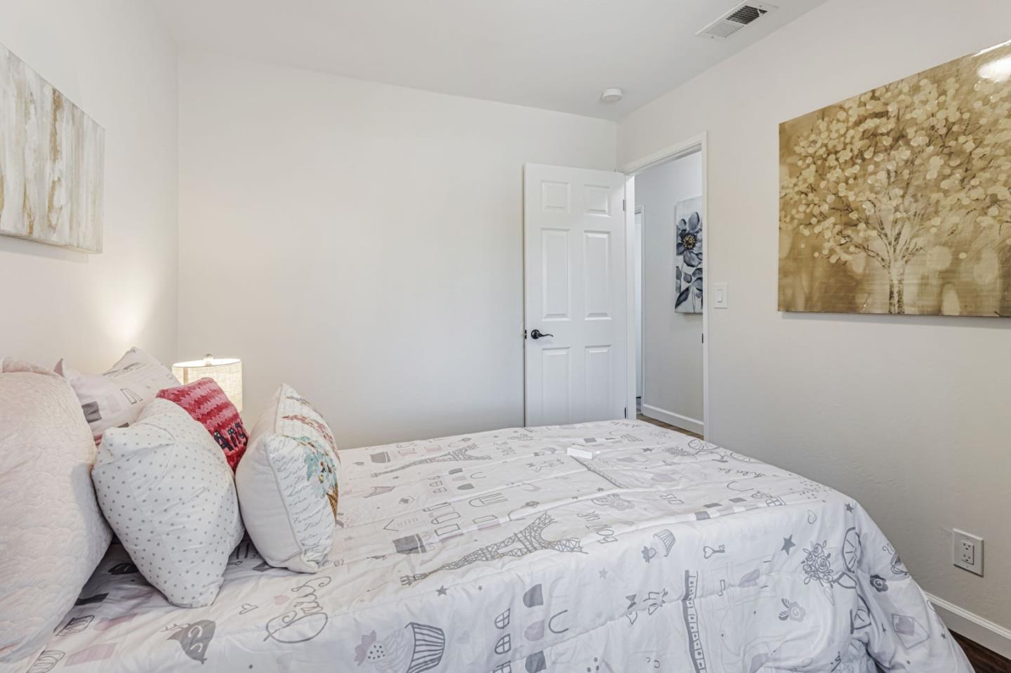 Detail Gallery Image 27 of 43 For 2830 Gavilan Ct, San Jose,  CA 95148 - 5 Beds | 3 Baths