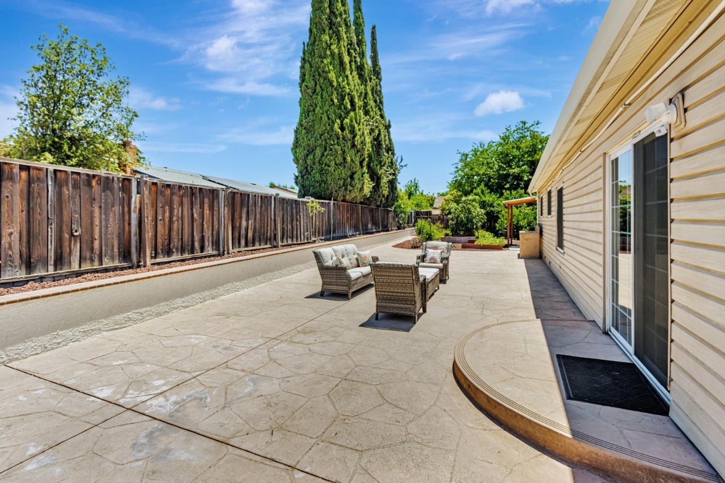 Detail Gallery Image 36 of 43 For 2830 Gavilan Ct, San Jose,  CA 95148 - 5 Beds | 3 Baths
